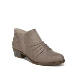 NTW - LifeStride Womens Aurora Booties Mushroom Brown Fabric; Shoe Size 9 Medium
